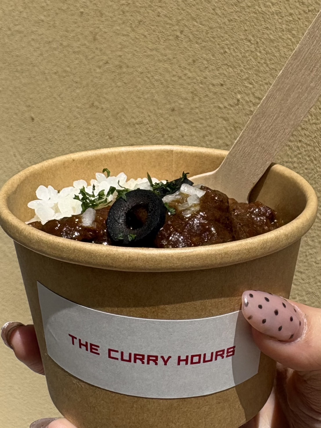 THE CURRY HOURS